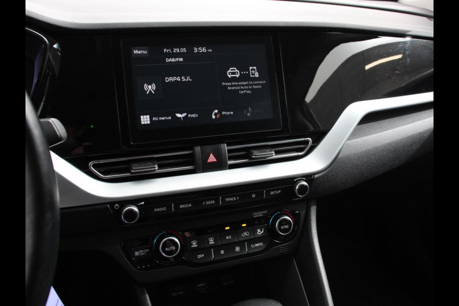 Kia Niro 1.6 GDi PHEV Hybrid DynamicPlusLine Climate control Cruise control Lichtmetalen velgen Led Navigatie Parkeersensoren Camera Apple Carplay/ Android auto Trekhaak