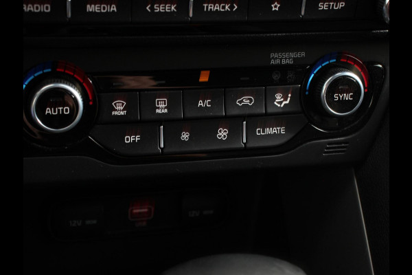 Kia Niro 1.6 GDi PHEV Hybrid DynamicPlusLine Climate control Cruise control Lichtmetalen velgen Led Navigatie Parkeersensoren Camera Apple Carplay/ Android auto Trekhaak