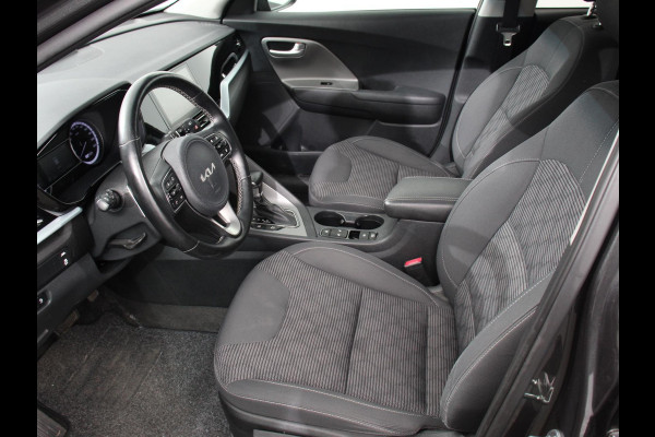 Kia Niro 1.6 GDi PHEV Hybrid DynamicPlusLine Climate control Cruise control Lichtmetalen velgen Led Navigatie Parkeersensoren Camera Apple Carplay/ Android auto Trekhaak