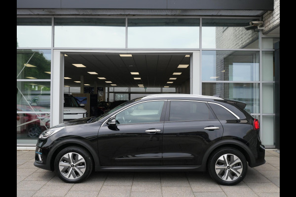 Kia e-Niro ExecutiveLine 64 kWh | SOH 99% | Schuif/kantel | JBL | Electrische stoelen | Stoelverwarming/verkoeling | Leer