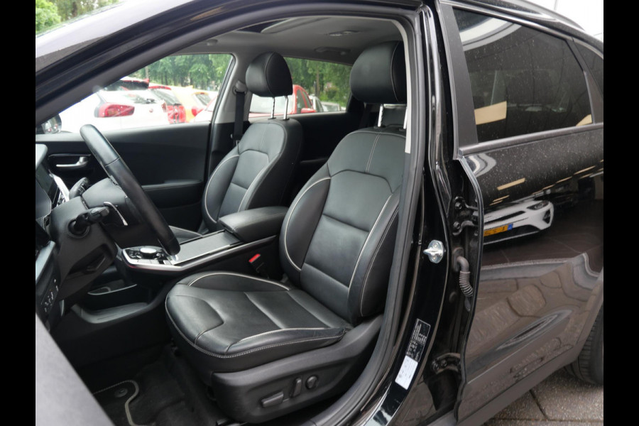 Kia e-Niro ExecutiveLine 64 kWh | SOH 99% | Schuif/kantel | JBL | Electrische stoelen | Stoelverwarming/verkoeling | Leer