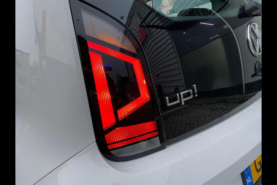 Volkswagen up! 1.0 BMT move up! Executive Edition