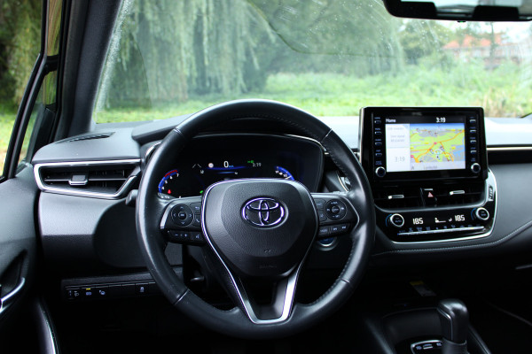 Toyota Corolla 1.8 HYBRID AUT. DYNAMIC NAVI/CAMERA/CARPLAY 1E EIG