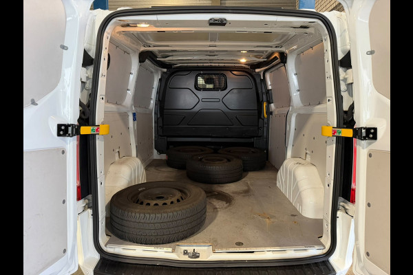 Ford Transit Custom 320 2.0 TDCI L1H1 Limited / Camera / 3 zits / carplay