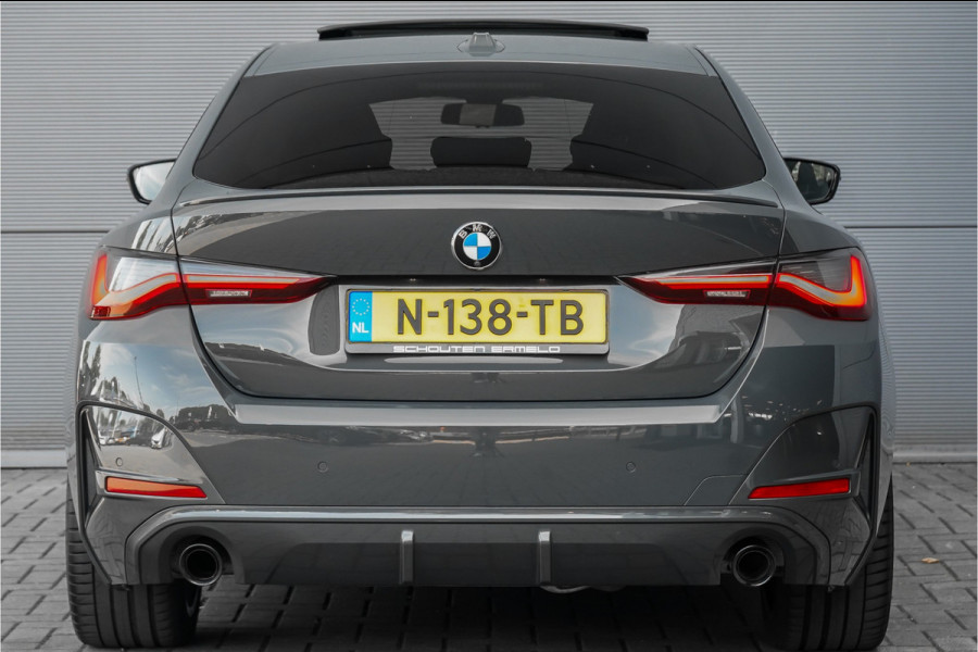 BMW 4 Serie Gran Coupé 430i M-Sport Laser Schuifdak M-Stoel ACC Trekhaak