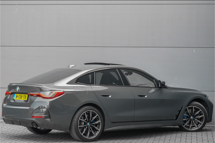BMW 4 Serie Gran Coupé 430i M-Sport Laser Schuifdak M-Stoel ACC Trekhaak