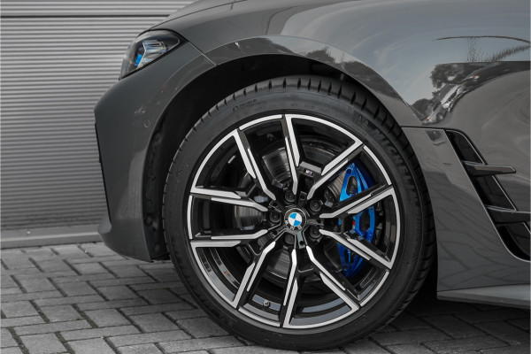 BMW 4 Serie Gran Coupé 430i M-Sport Laser Schuifdak M-Stoel ACC Trekhaak