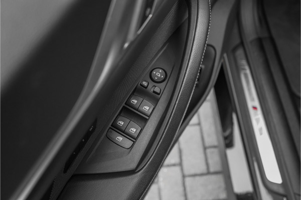 BMW 4 Serie Gran Coupé 430i M-Sport Laser Schuifdak M-Stoel ACC Trekhaak