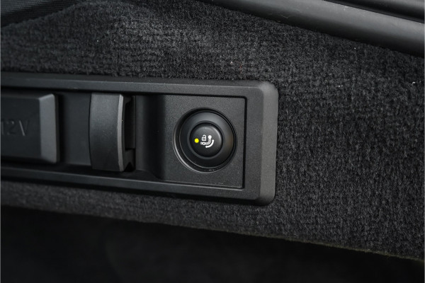 BMW 4 Serie Gran Coupé 430i M-Sport Laser Schuifdak M-Stoel ACC Trekhaak