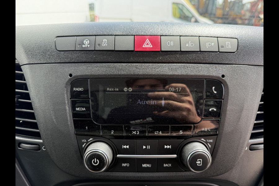 Iveco Daily 35C14 2.3 Laadklep Airco Cruise Control Bakwagen Koffer Meubelbak