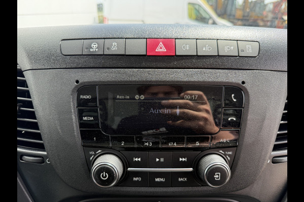 Iveco Daily 35C14 2.3 Laadklep Airco Cruise Control Bakwagen Koffer Meubelbak