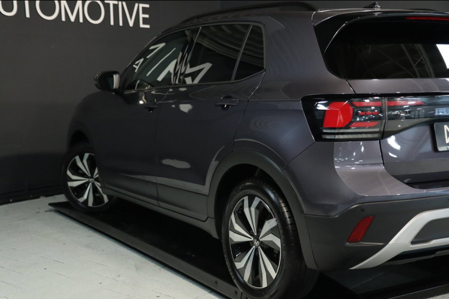 Volkswagen T-Cross 1.0 TSI / VIRTUAL / KEYLESS / ACC / CAMERA / CARPLAY