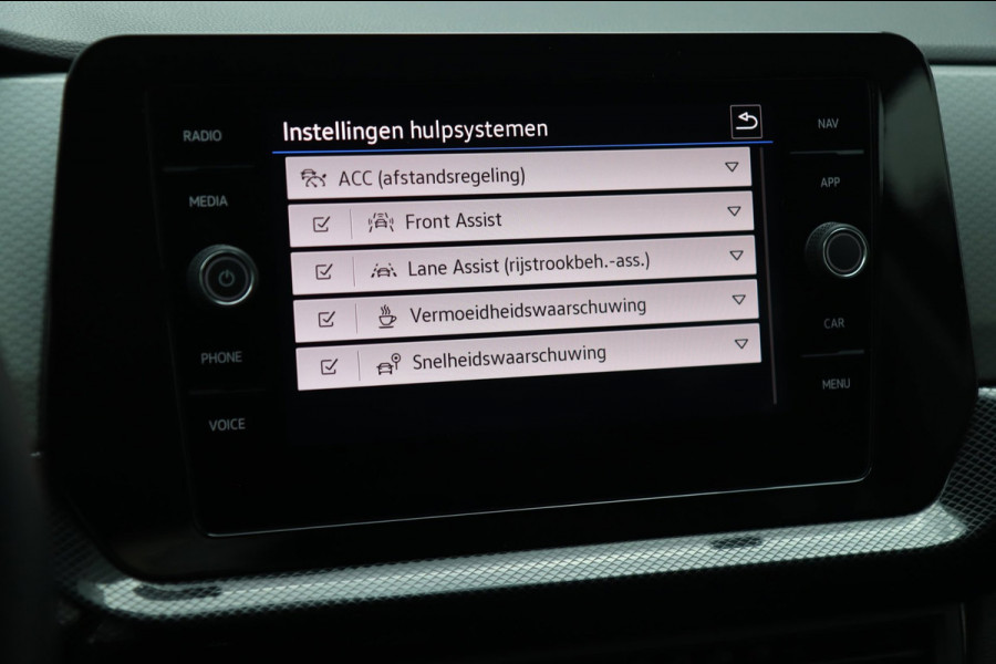 Volkswagen T-Cross 1.0 TSI / VIRTUAL / KEYLESS / ACC / CAMERA / CARPLAY