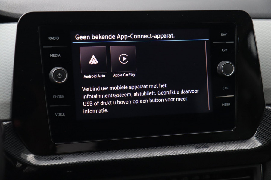 Volkswagen T-Cross 1.0 TSI / VIRTUAL / KEYLESS / ACC / CAMERA / CARPLAY