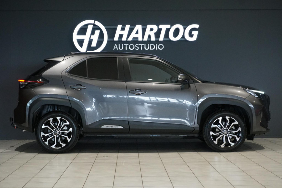 Toyota Yaris Cross 1.5 Hybrid Dynamic * 15.308 NAP * + CAMERA / TREKHAAK / CARPLAY