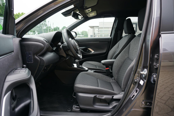 Toyota Yaris Cross 1.5 Hybrid Dynamic * 15.308 NAP * + CAMERA / TREKHAAK / CARPLAY