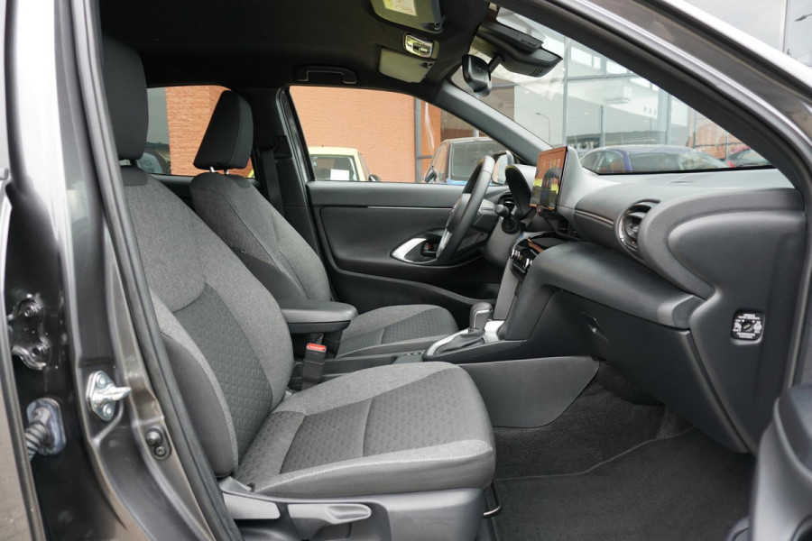 Toyota Yaris Cross 1.5 Hybrid Dynamic * 15.308 NAP * + CAMERA / TREKHAAK / CARPLAY