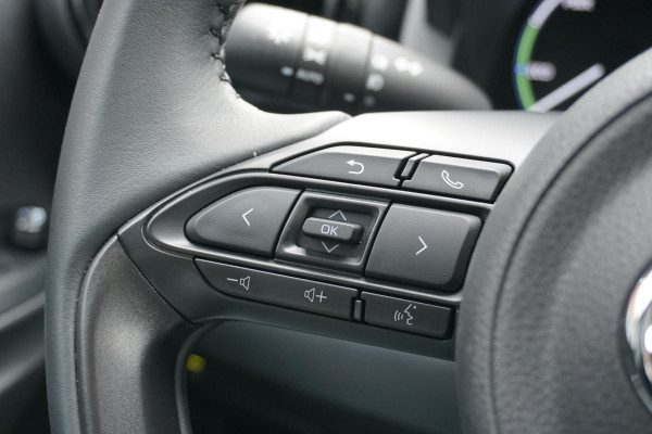 Toyota Yaris Cross 1.5 Hybrid Dynamic * 15.308 NAP * + CAMERA / TREKHAAK / CARPLAY