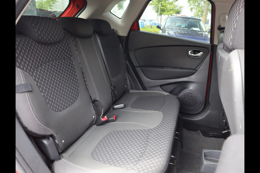 Renault Captur 1.2 TCe Intens Navi / Camera / Trekh / Keyless / Pdc / Cruise / G3 lpg installatie