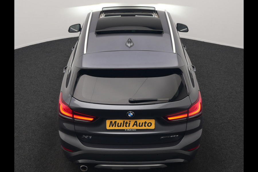 BMW X1 xDrive25e X Line PHEV 221pk Dealer O.H. | 19" | Panodak | Head Up | Camera | Lederen Sportstoelen Memory & Verwarmd | Sfeerverlichting | Hifi Audio | Navigatie | DAB | Cruise Control | Plug In Hybrid |