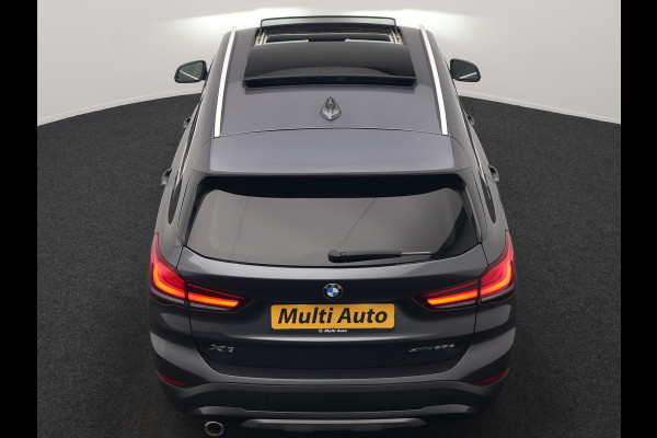 BMW X1 xDrive25e X Line PHEV 221pk Dealer O.H. | 19" | Panodak | Head Up | Camera | Lederen Sportstoelen Memory & Verwarmd | Sfeerverlichting | Hifi Audio | Navigatie | DAB | Cruise Control | Plug In Hybrid |