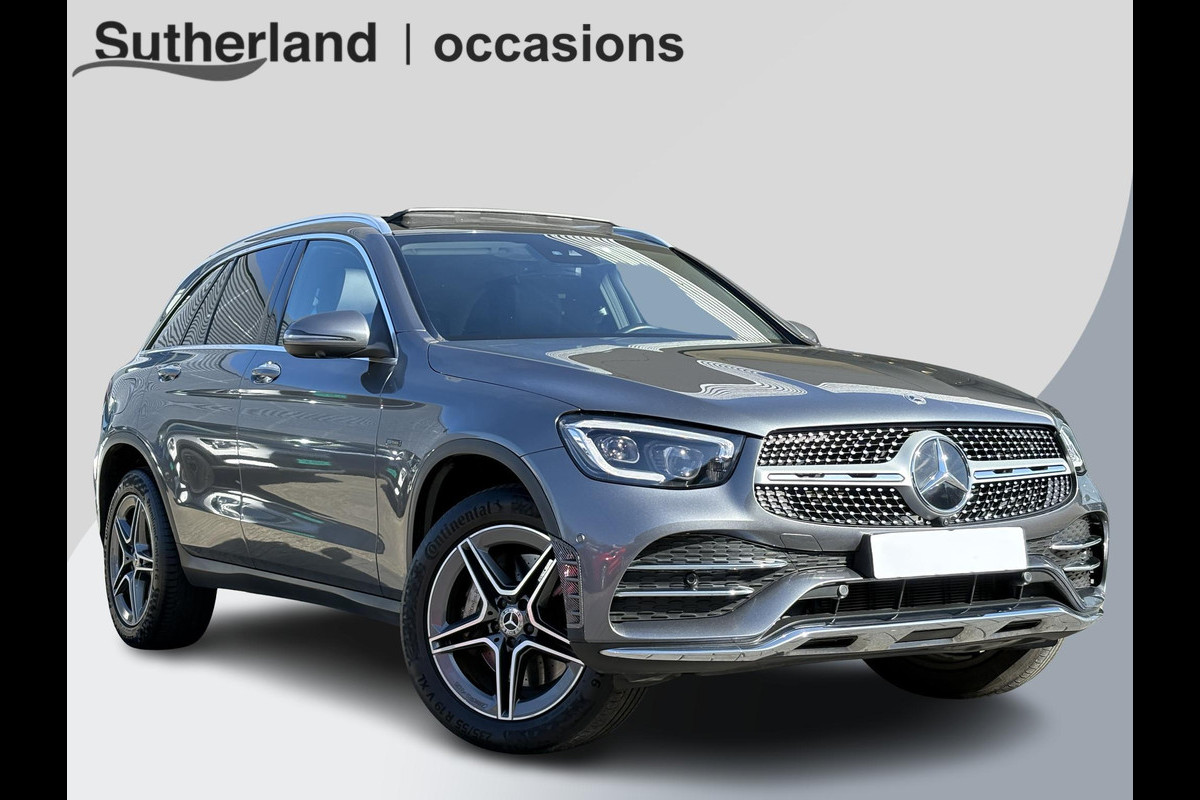 Mercedes-Benz GLC 300e 4MATIC AMG Line 320pk | PHEV | Panoramadak | Stoelverwarming | Burmeister | 360 Camera | Adaptive Cruise |