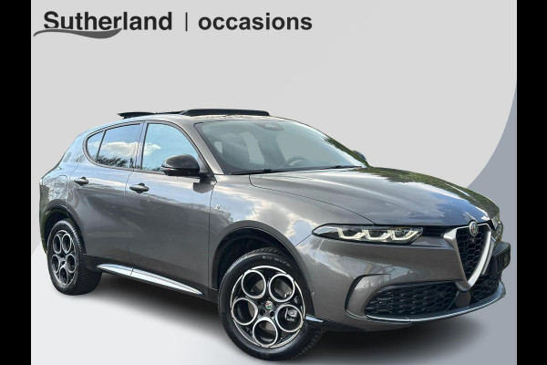 Alfa Romeo Tonale 1.3T PHEV Ti | AWD | 360 graden camera | Panoramadak | Stoelverwarming | Navigatiesysteem | Adaptive cruise control | Camera