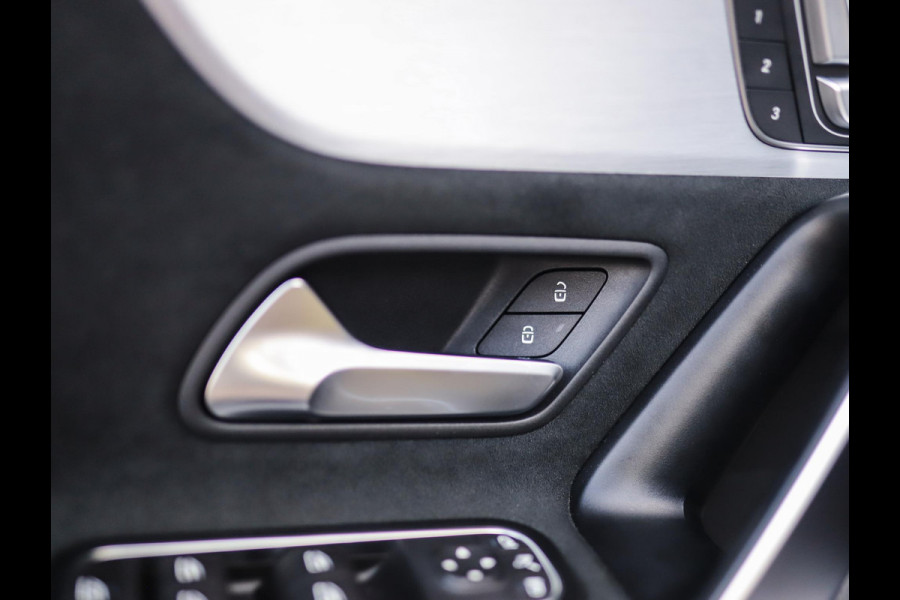 Mercedes-Benz A-Klasse 250 e Business Solution AMG Limited | Camera | Memory | ACC | Stoelverw.