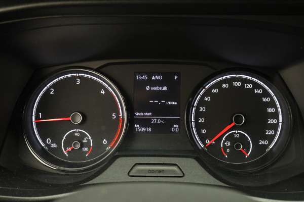 Volkswagen Transporter 2.0 TDI L2H1 30 DSG Cruise, Apple Carplay, Trekhaak, PDC