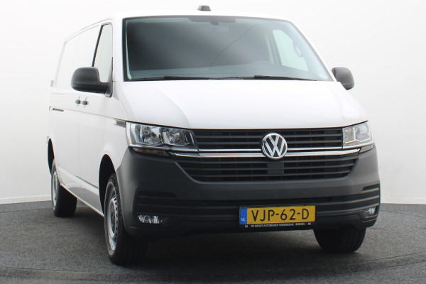 Volkswagen Transporter 2.0 TDI L2H1 30 DSG Cruise, Apple Carplay, Trekhaak, PDC