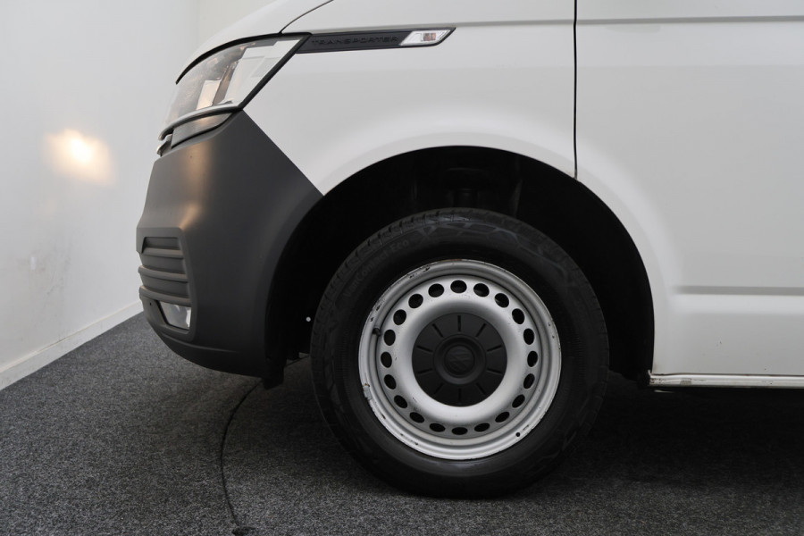 Volkswagen Transporter 2.0 TDI L2H1 30 DSG Cruise, Apple Carplay, Trekhaak, PDC
