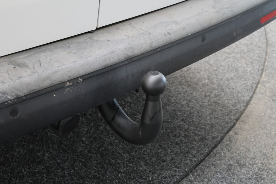 Volkswagen Transporter 2.0 TDI L2H1 30 DSG Cruise, Apple Carplay, Trekhaak, PDC
