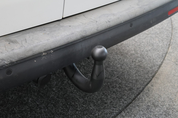 Volkswagen Transporter 2.0 TDI L2H1 30 DSG Cruise, Apple Carplay, Trekhaak, PDC