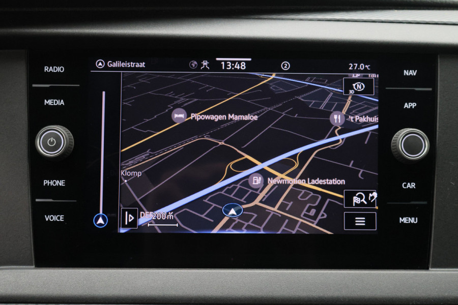 Volkswagen Transporter 2.0 TDI L2H1 30 DSG Cruise, Apple Carplay, Trekhaak, PDC