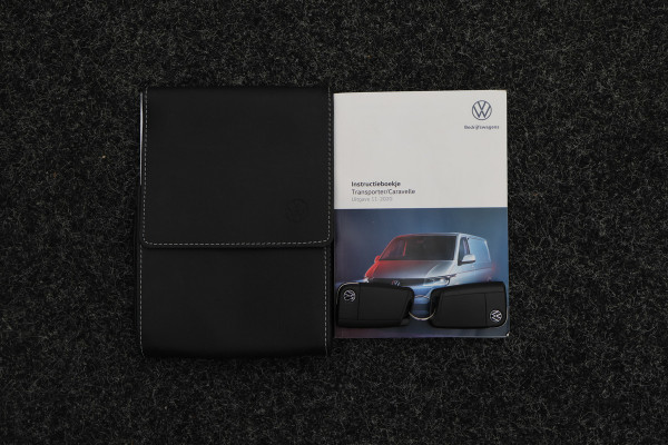 Volkswagen Transporter 2.0 TDI L2H1 30 DSG Cruise, Apple Carplay, Trekhaak, PDC