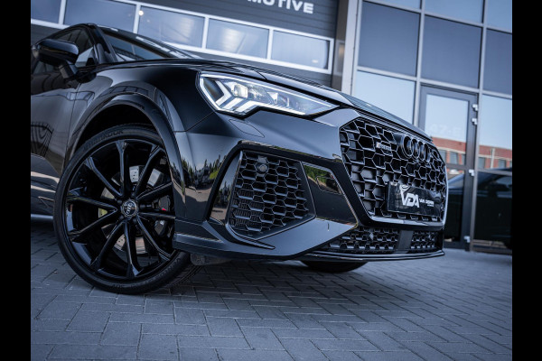 Audi Q3 Sportback TFSI RS Q3 - Full Black Edition l ACC l B&O | BTW