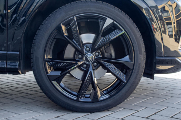 Audi Q3 35 TFSI Advanced Matrix Camera Stoelverwarming Trekhaak