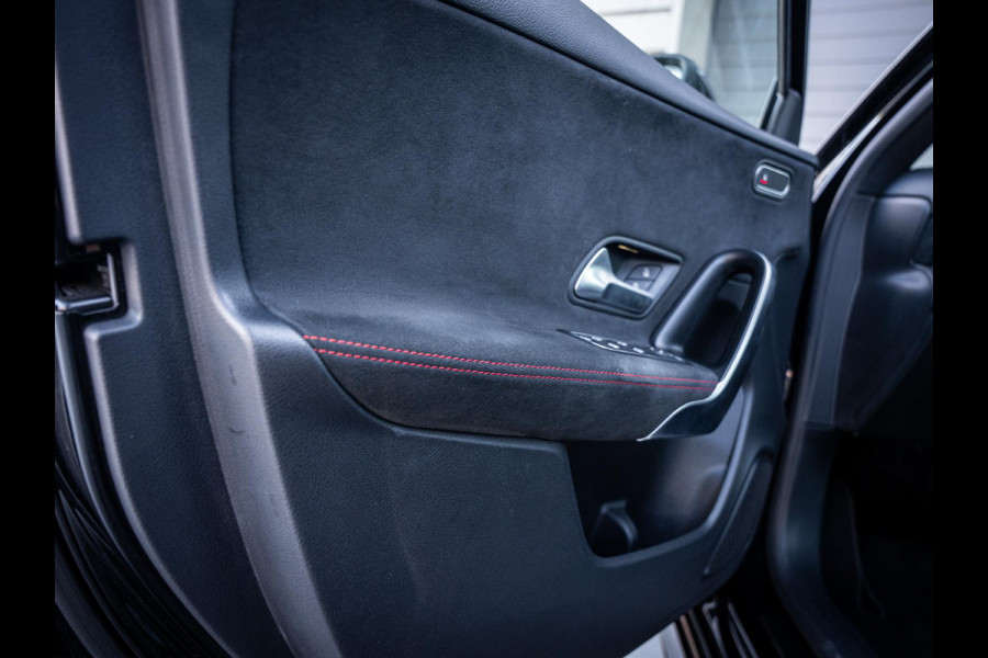 Mercedes-Benz A-Klasse 220 d Premium Plus - AMG l Pano l Night pakket