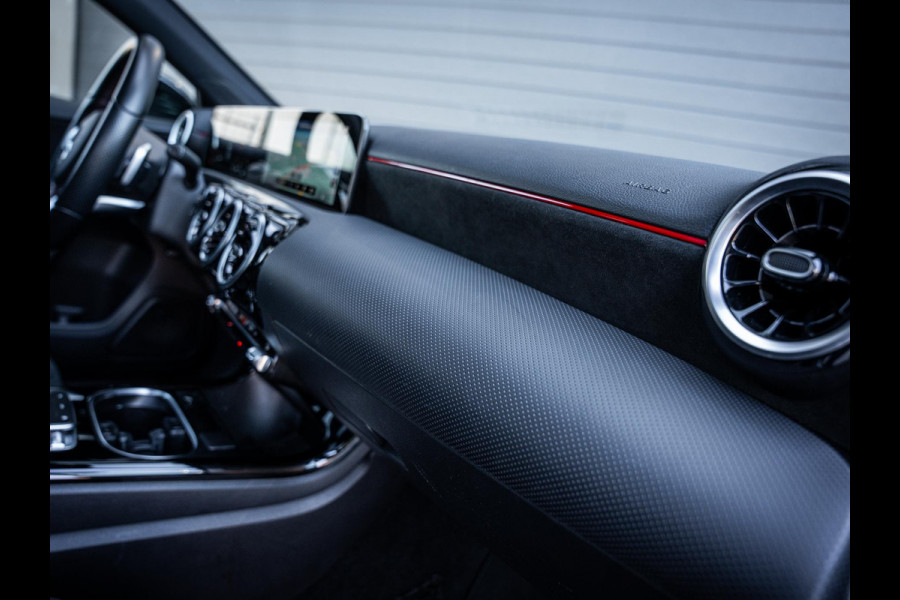 Mercedes-Benz A-Klasse 220 d Premium Plus - AMG l Pano l Night pakket