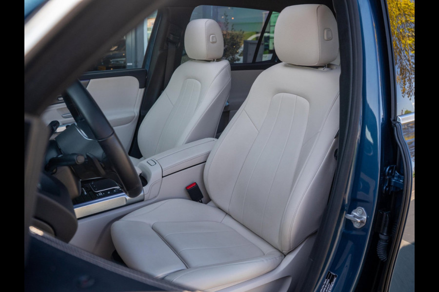Mercedes-Benz Glb 200 Business Solution Luxury / Pano / Ambiance / Keyless / Memory / NL auto