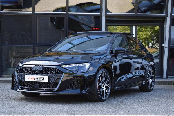Audi RS3 Sportback 2.5 TFSI RS3 quattro HULK Pano HUD Kuip Lane Sonos Camera RS3 400PK