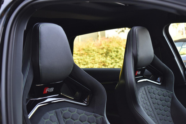 Audi RS3 Sportback 2.5 TFSI RS3 quattro HULK Pano HUD Kuip Lane Sonos Camera RS3 400PK