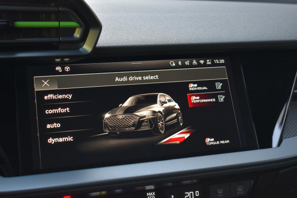 Audi RS3 Sportback 2.5 TFSI RS3 quattro HULK Pano HUD Kuip Lane Sonos Camera RS3 400PK