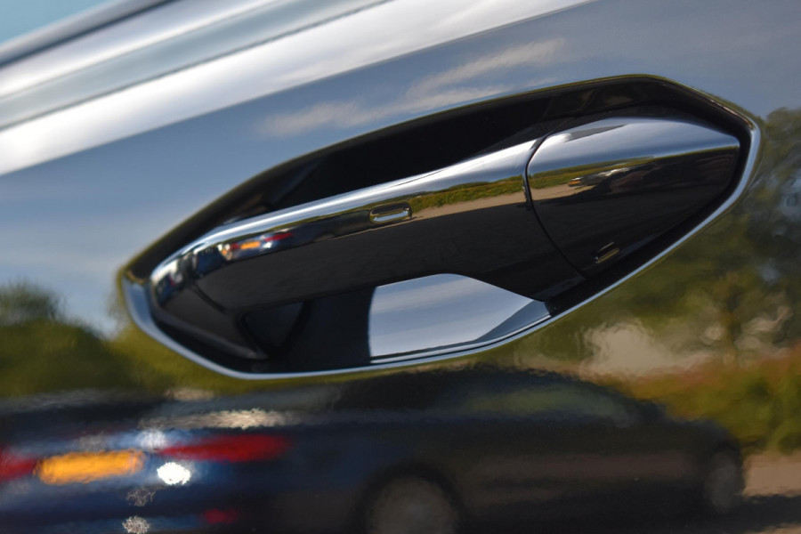 Audi RS3 Sportback 2.5 TFSI RS3 quattro HULK Pano HUD Kuip Lane Sonos Camera RS3 400PK