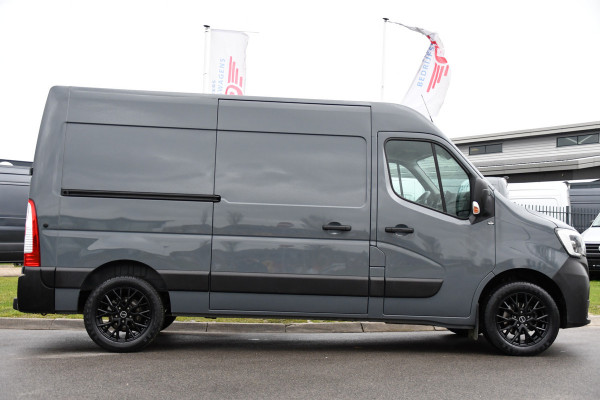 Renault Master T35 2.3 dCi 150 L2H2 PB Edition Camera, Cruise, Carplay, Automaat, Clima, 150pk, Multimedia, NAVI, Uniek!