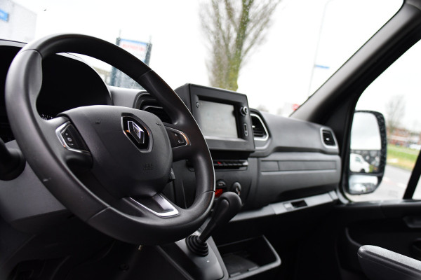 Renault Master T35 2.3 dCi 150 L2H2 PB Edition Camera, Cruise, Carplay, Automaat, Clima, 150pk, Multimedia, NAVI, Uniek!