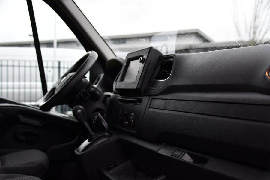 Renault Master T35 2.3 dCi 150 L2H2 PB Edition Camera, Cruise, Carplay, Automaat, Clima, 150pk, Multimedia, NAVI, Uniek!