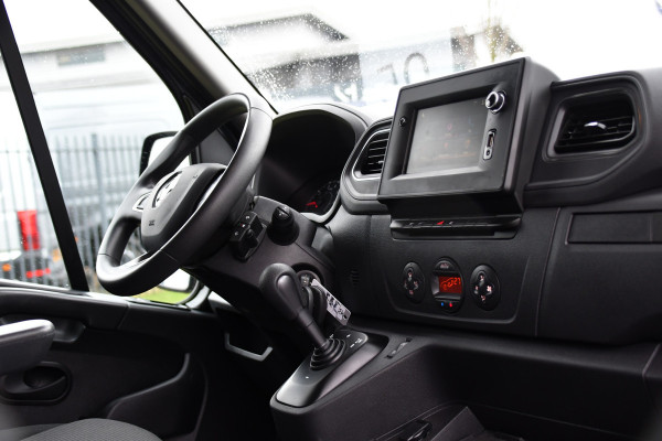 Renault Master T35 2.3 dCi 150 L2H2 PB Edition Camera, Cruise, Carplay, Automaat, Clima, 150pk, Multimedia, NAVI, Uniek!