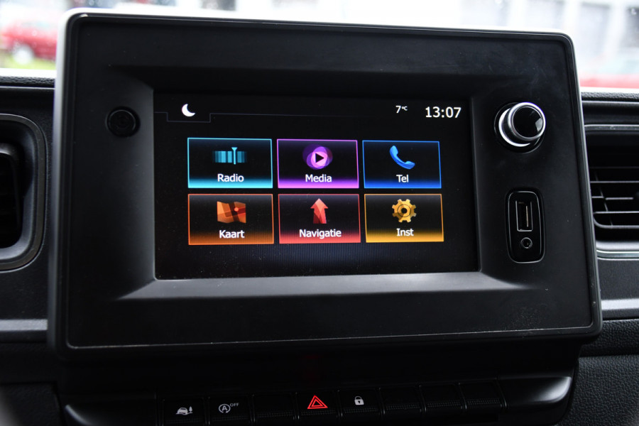 Renault Master T35 2.3 dCi 150 L2H2 PB Edition Camera, Cruise, Carplay, Automaat, Clima, 150pk, Multimedia, NAVI, Uniek!