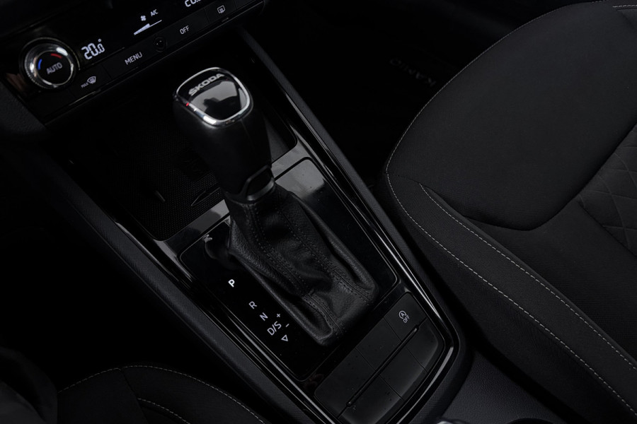Škoda Kamiq 1.0 TSI Sport Business (PARKEERSENSOREN, CRUISE CONTROL, BLUETOOTH)